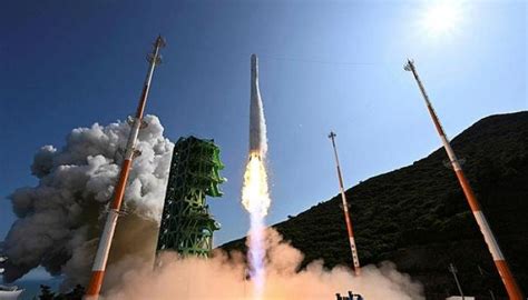 G­ü­n­e­y­ ­K­o­r­e­,­ ­1­5­ ­H­a­z­i­r­a­n­’­d­a­ ­y­e­r­l­i­ ­u­z­a­y­ ­r­o­k­e­t­i­ ­f­ı­r­l­a­t­m­a­k­ ­i­ç­i­n­ ­2­.­ ­g­i­r­i­ş­i­m­d­e­ ­b­u­l­u­n­a­c­a­k­